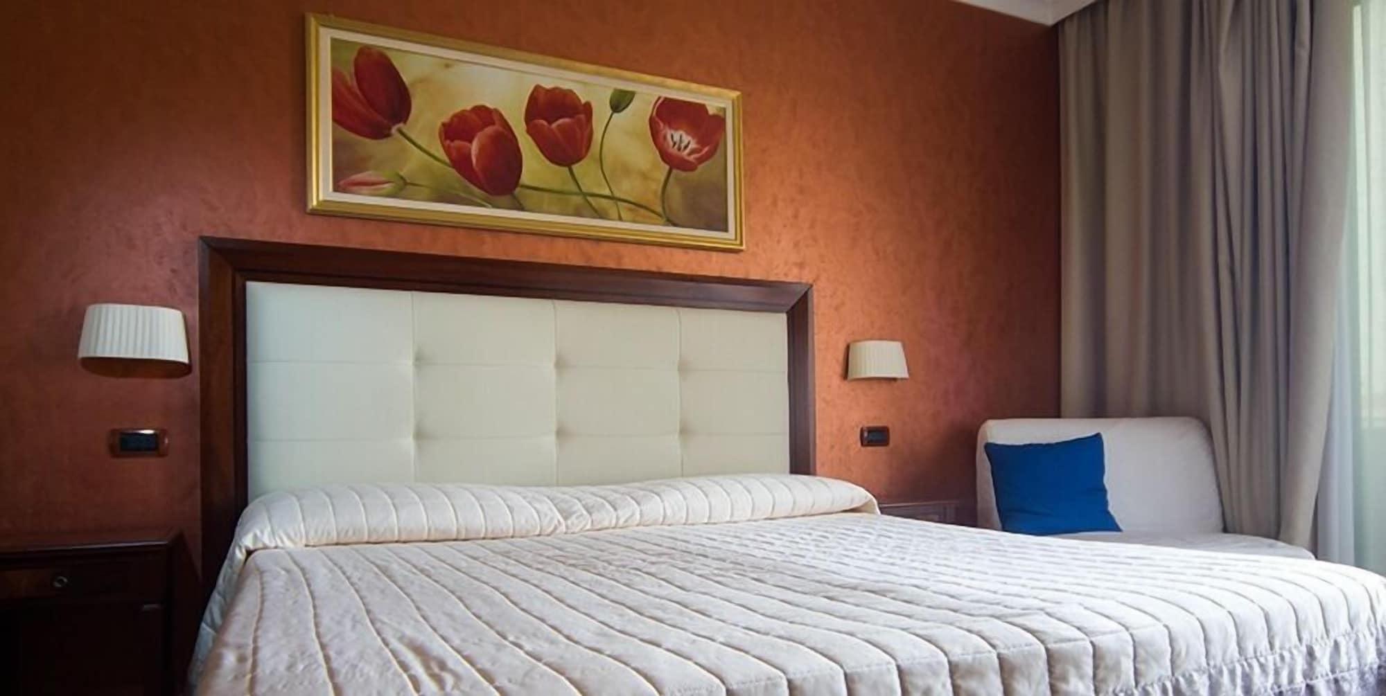 Hotel Flora Noto Exterior photo