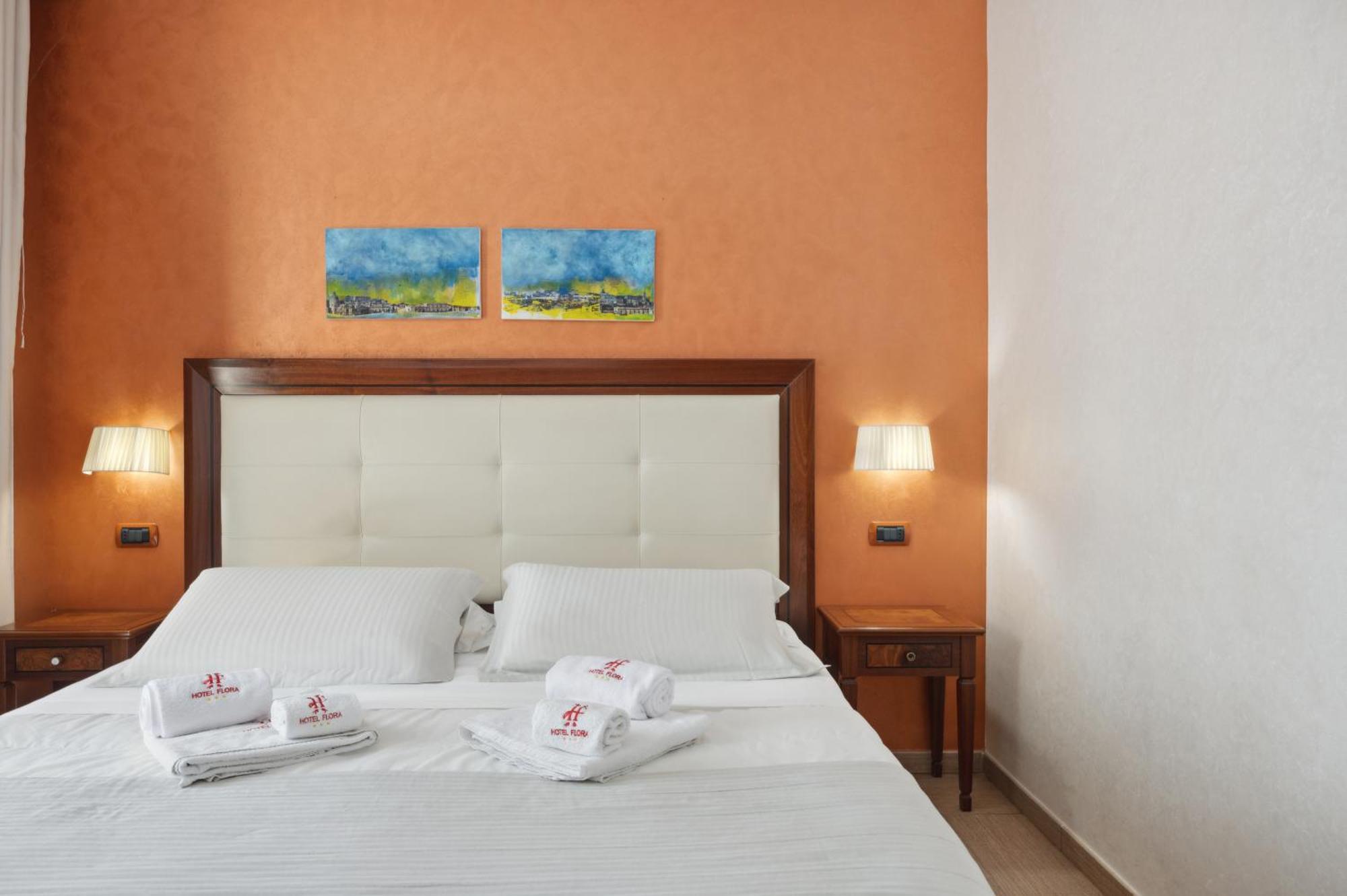 Hotel Flora Noto Exterior photo